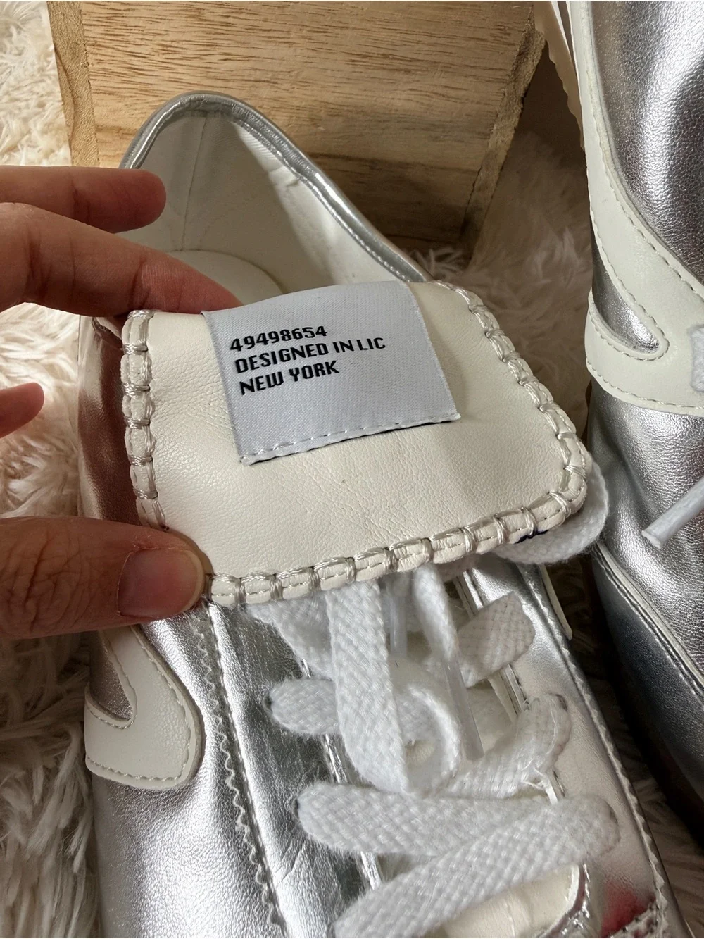 Steve Madden Jaiden Faux Leather Metallic Grip Sole Sneakers Silver Size 10M